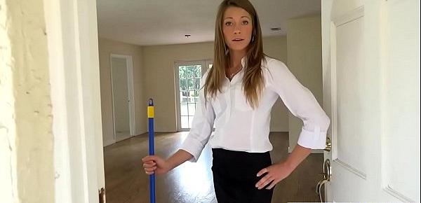  Hot property manager seduces her boss in an empty house